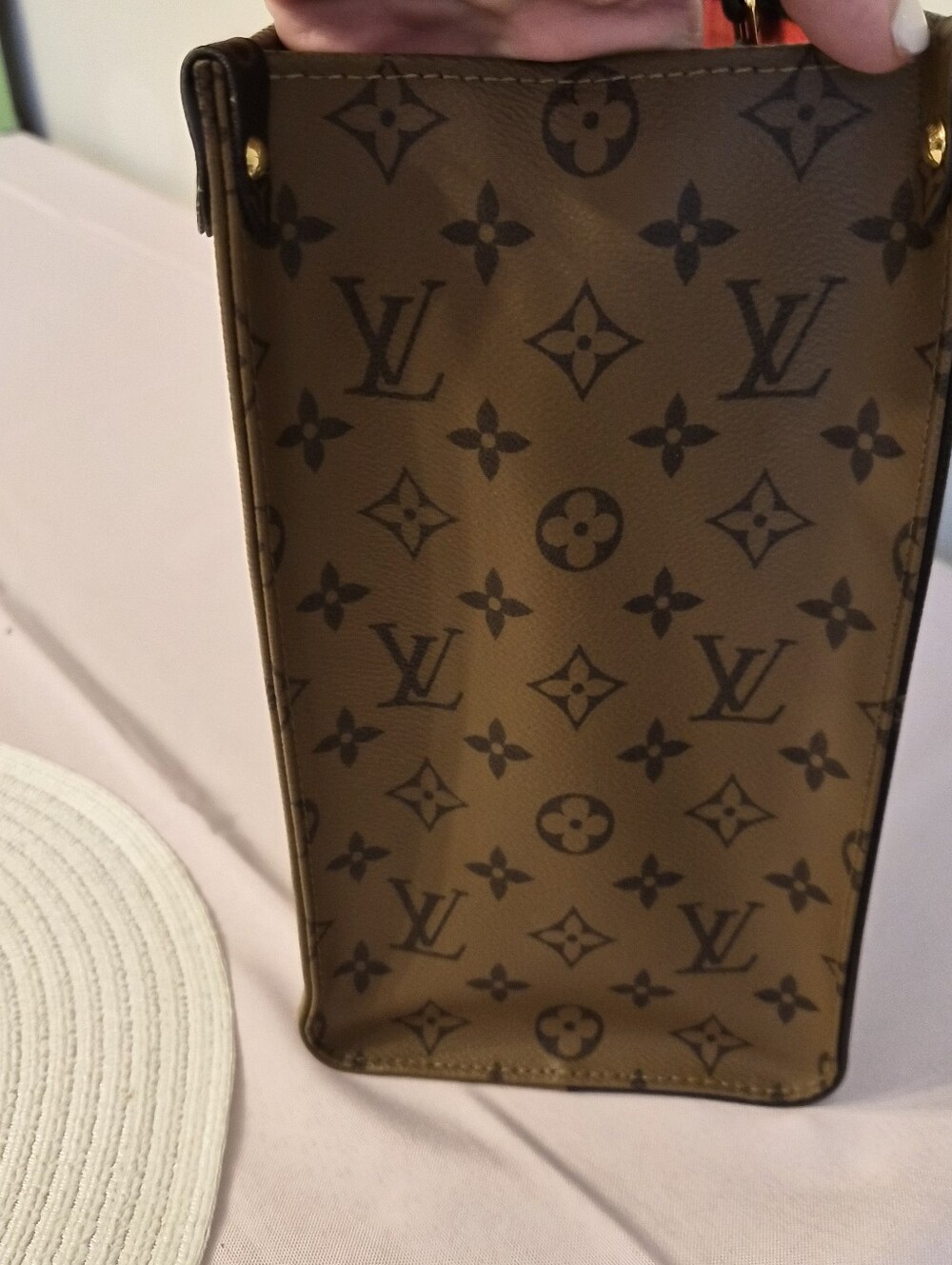 Louis Vuitton OnTheGo MM Giant Monogram Reverse Tote | COA - Microchipped - Picture 3 of 16